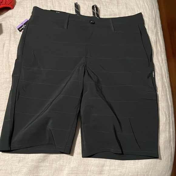 2 pairs of O’Neill Crossover Board Shorts - Picture 2 of 8